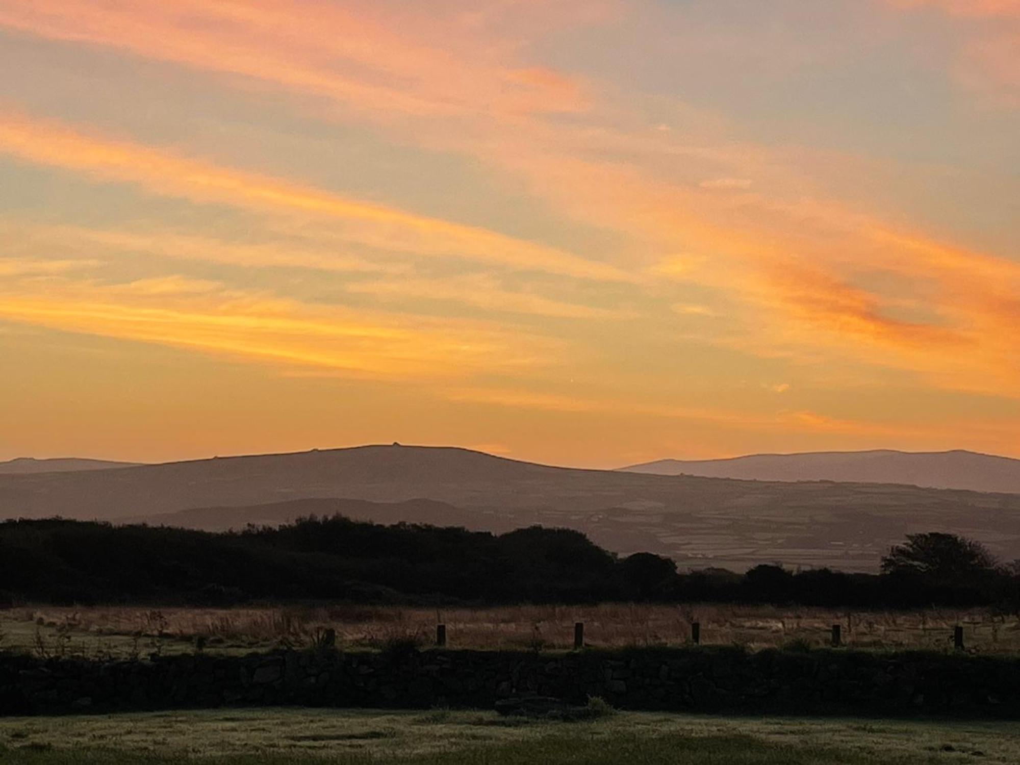 Trefechan Wen Barn Llanwnda  Zewnętrze zdjęcie